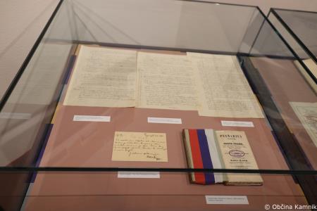 Zadnje javno vodstvo po razstavi Zgodbe Maistrovih predmetov iz virtualnosti v resnično (7)